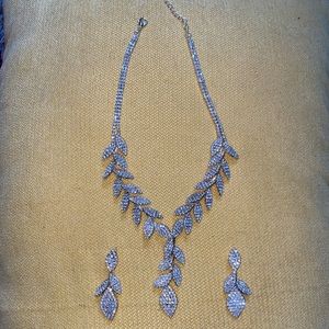 Necklace & Matching Earrings